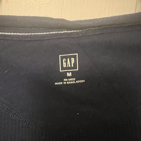 V neck navy waffle shirt - Picture 4 of 4